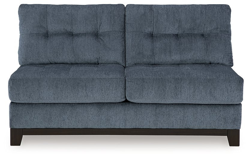Maxon Place Sectional with Chaise - Smokey Mountain Furniture (NC)