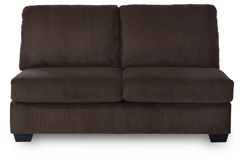 Kimlee Sectional with Chaise - Smokey Mountain Furniture (NC)