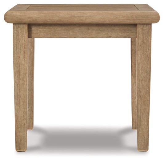 Gerianne End Table - Smokey Mountain Furniture (NC)