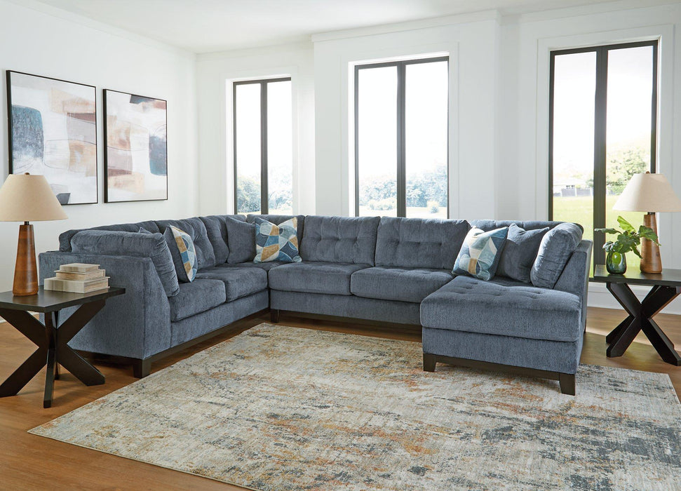 Maxon Place Sectional with Chaise - Smokey Mountain Furniture (NC)