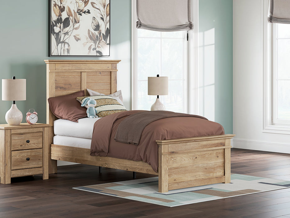 Makidern Bed - Smokey Mountain Furniture (NC)