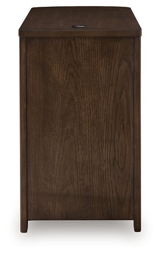 Camdill Chairside End Table - Smokey Mountain Furniture (NC)